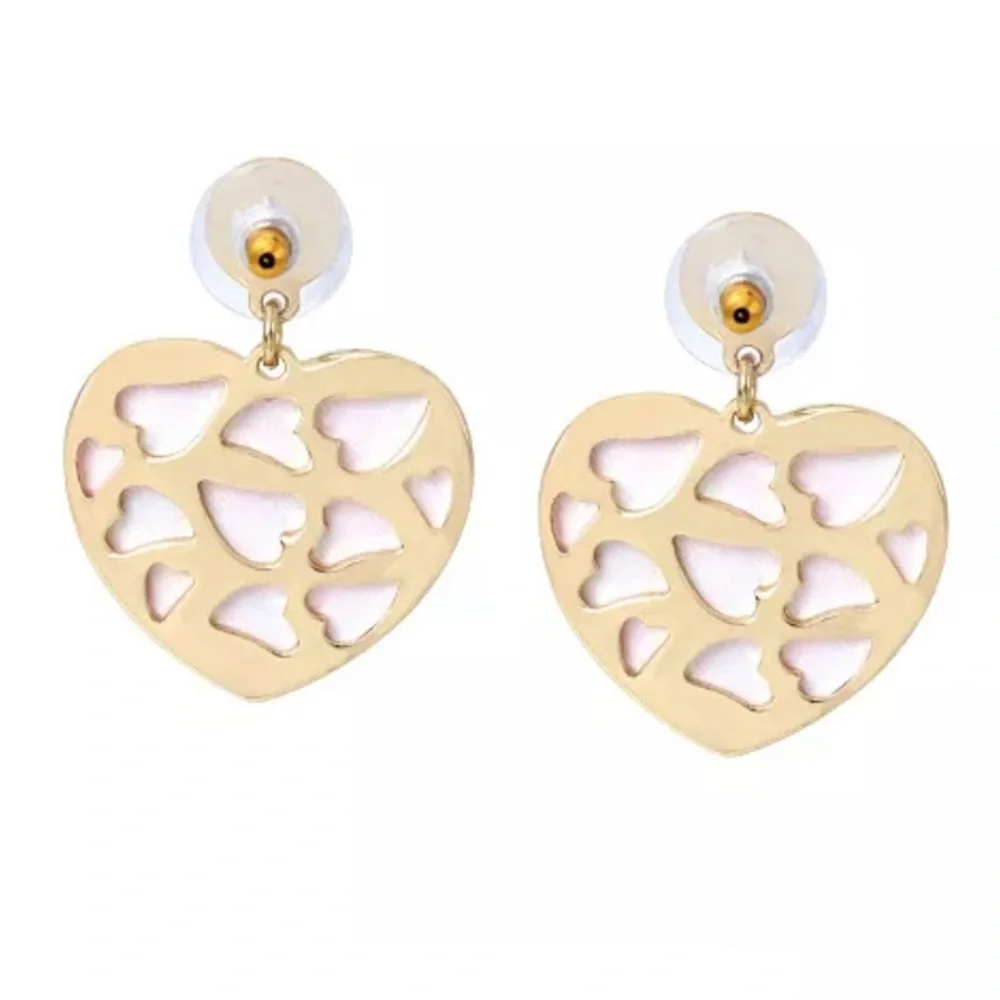 NWT $55 Betsey Johnson XOX Heart Drop Valentines Day Earrings - Picture 3 of 9